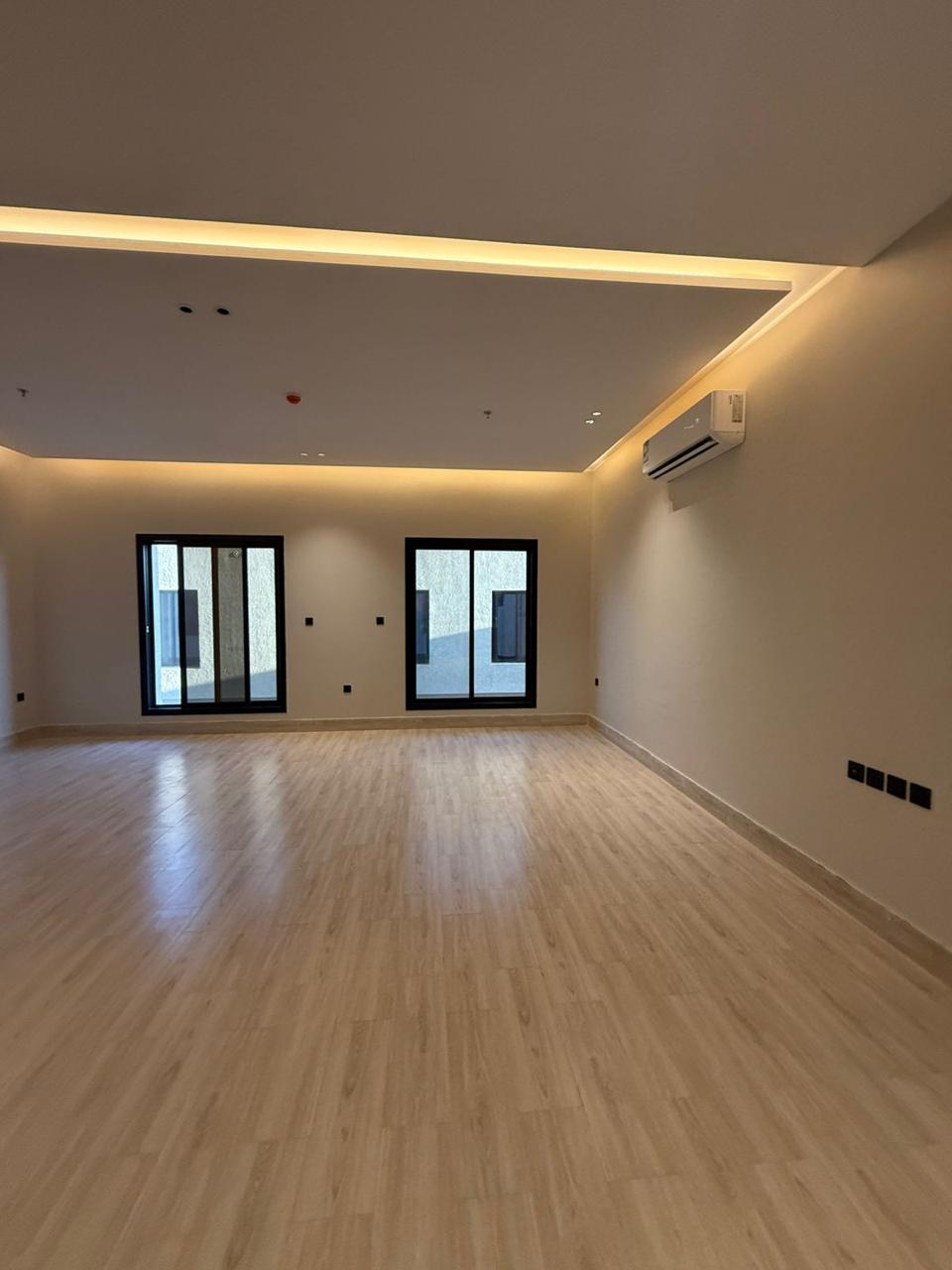 **Apartment for sale in Marbella Al-Mahmal Complex**